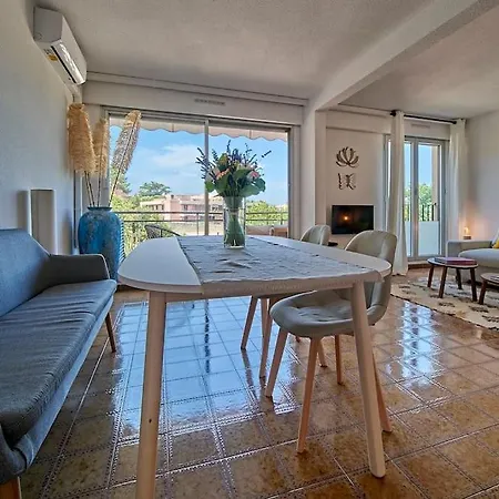 Sunrise -swimming-pool-saint-tropez Center-parking Apartment